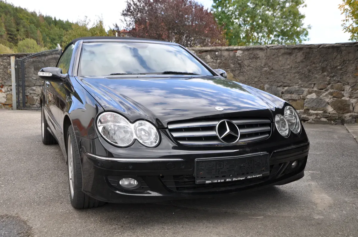 Mercedes-Benz Clk-Class 2006 photo 2