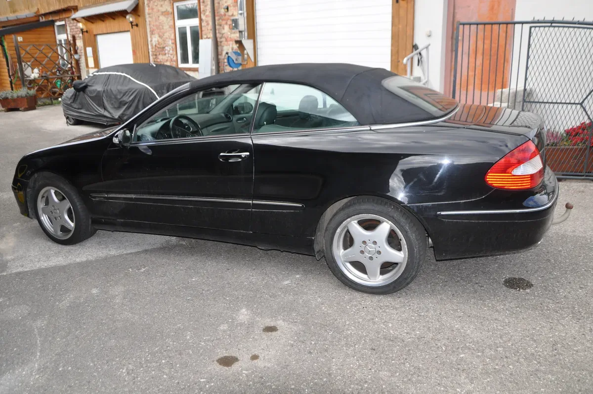 Mercedes-Benz Clk-Class 2006 photo 3