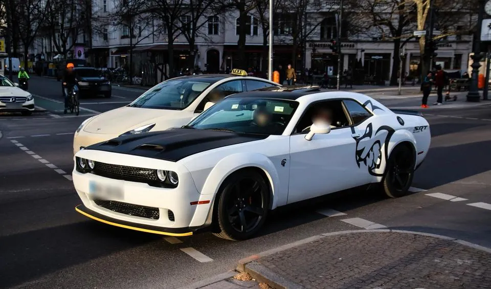 Dodge Challenger