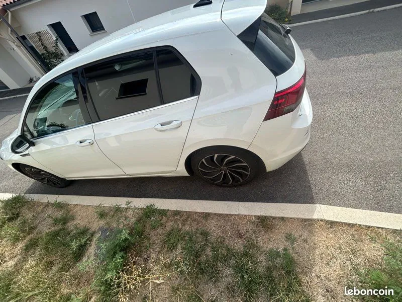 Volkswagen Golf 2020 photo 2