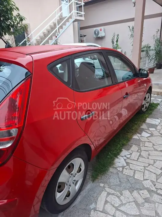 Hyundai I30 2010 photo 3