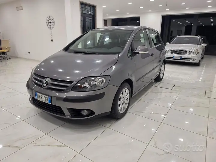 Volkswagen Golf Plus 2008 photo 2