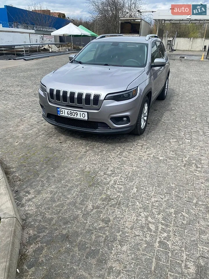 Jeep Cherokee