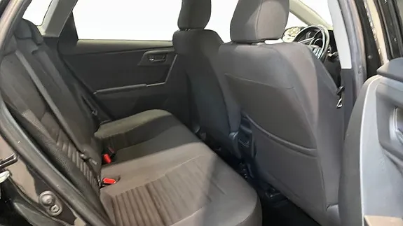 Toyota Auris 2016 photo 5