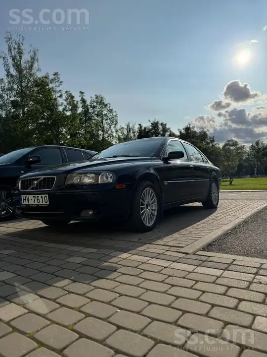 Volvo S80