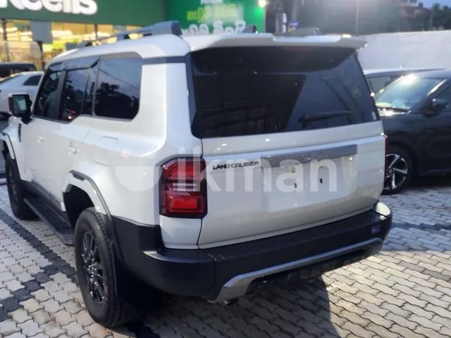 Toyota Land Cruiser Prado 2026 photo 4