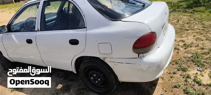 Hyundai Accent 1999 photo 4