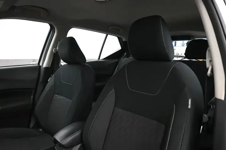 Nissan Kicks 2025 photo 4