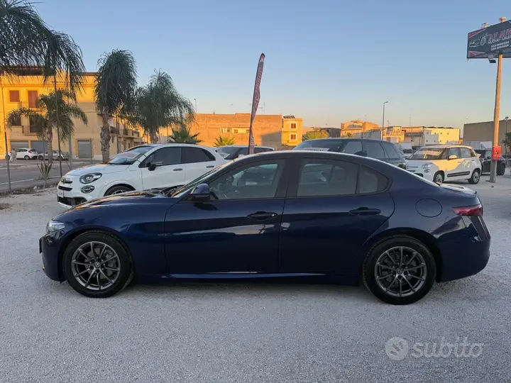 Alfa Romeo Giulia 2018 photo 5