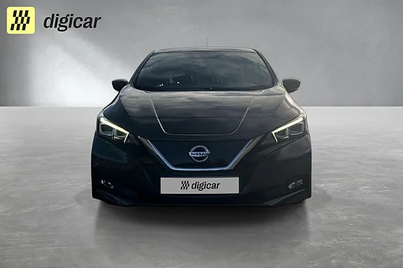 Nissan Leaf 2018 photo 2