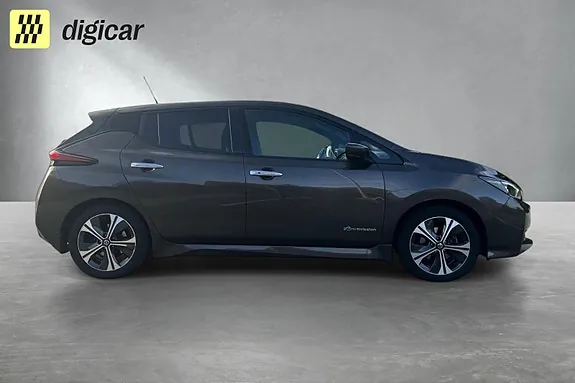 Nissan Leaf 2018 photo 3
