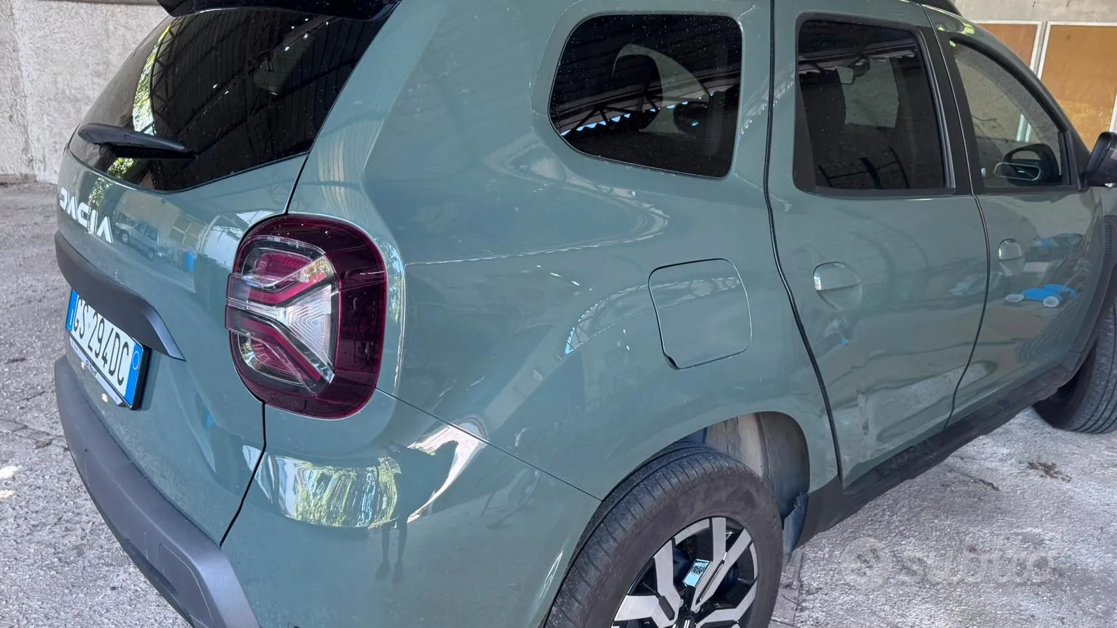 Dacia Duster 2023 photo 2