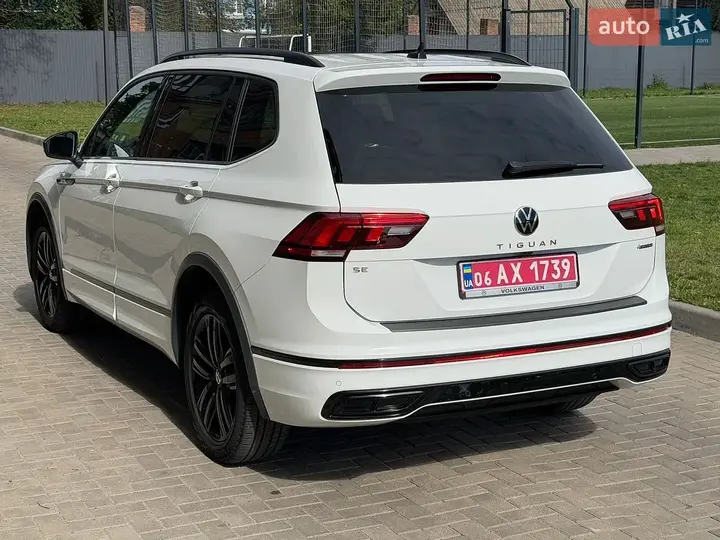 Volkswagen Tiguan 2022 photo 3