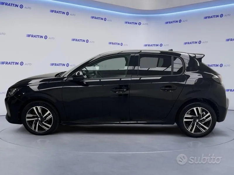 Peugeot 208 2023 photo 5