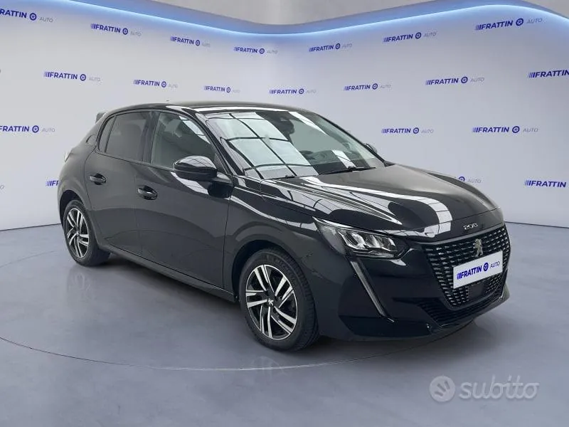 Peugeot 208 2023 photo 4