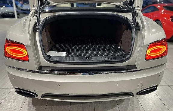 Bentley Flying Spur 2014 photo 5