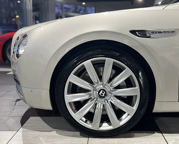 Bentley Flying Spur 2014 photo 2