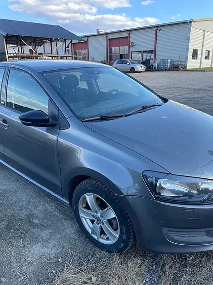 Volkswagen Polo 2012 photo 2
