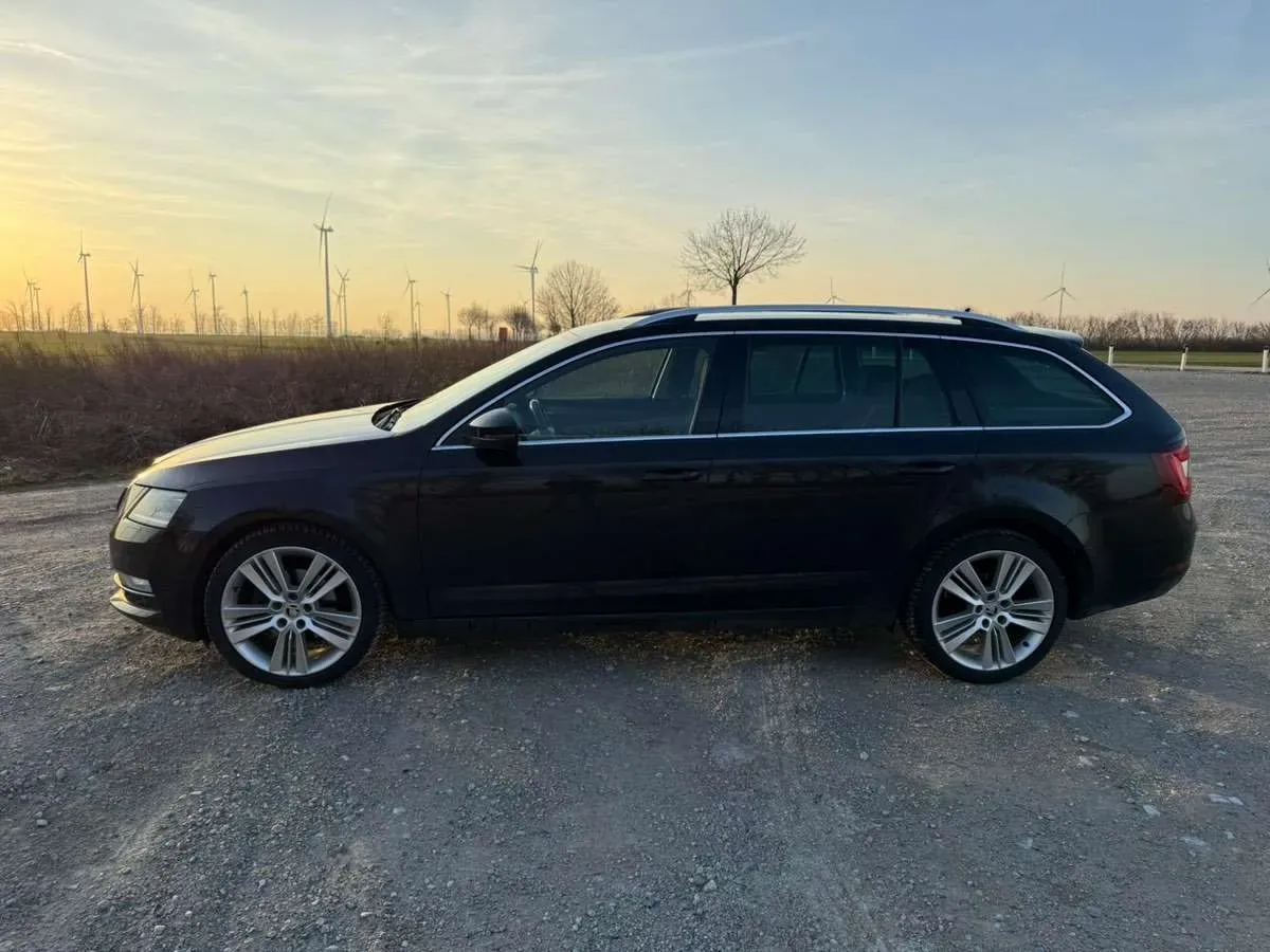 Skoda Octavia 2017 photo 3