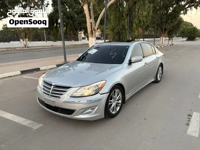 Hyundai Genesis 2013 photo 3