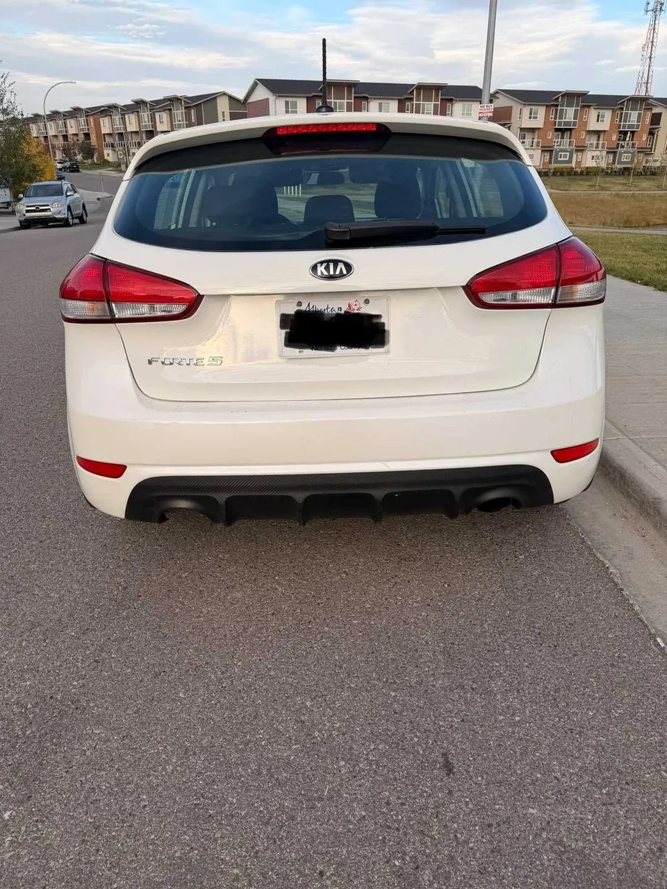 Kia Forte5 2016 photo 4