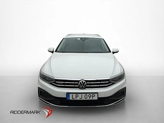 Volkswagen Passat 2021 photo 2