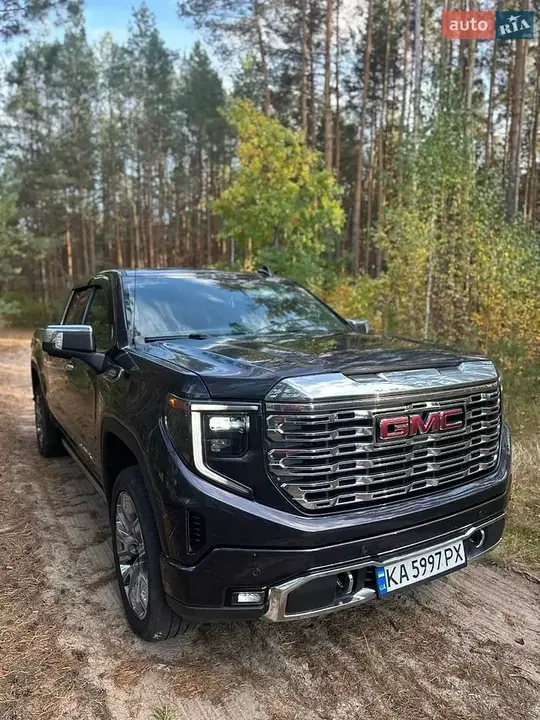 GMC Sierra