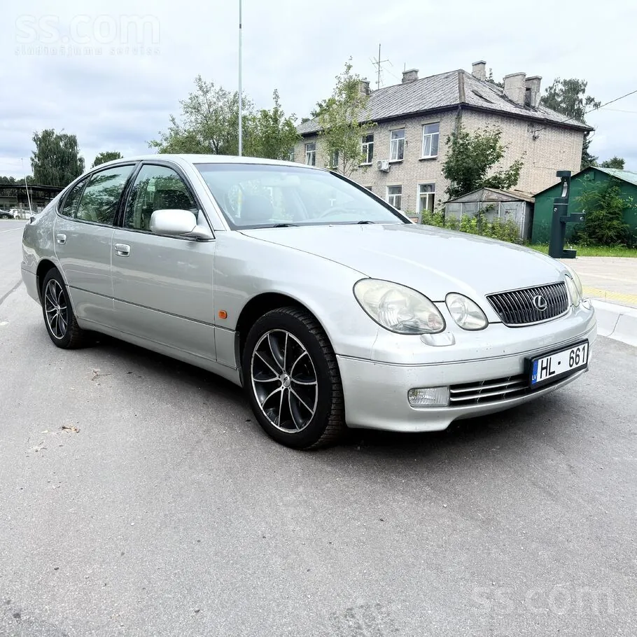 Lexus Gs 2002 photo 2