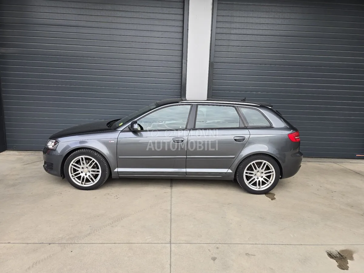 Audi A3 2011 photo 2