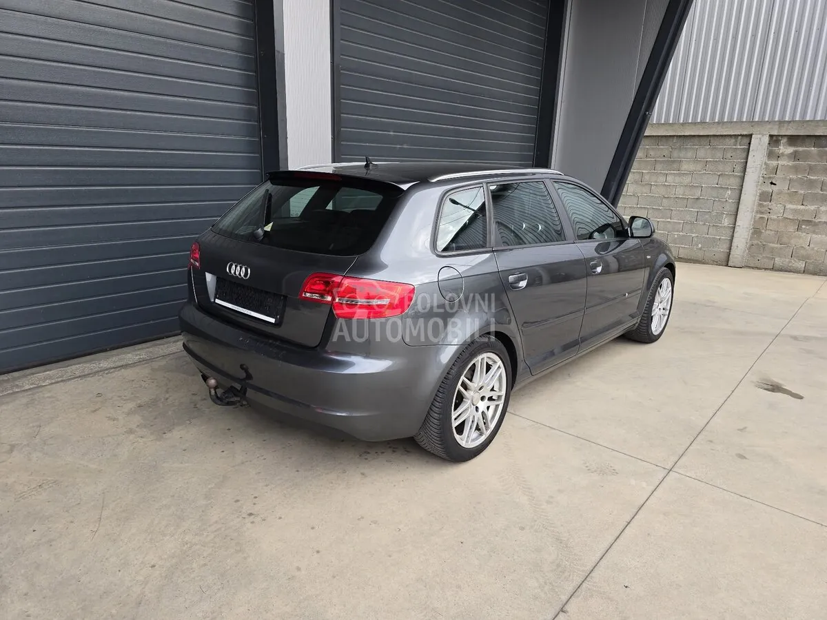 Audi A3 2011 photo 5
