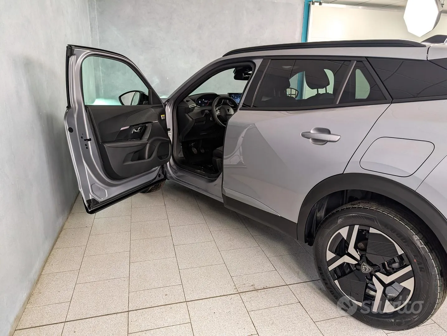 Peugeot 2008 2025 photo 4
