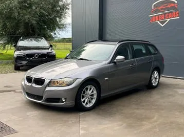 BMW 3 Series 2010 photo 2