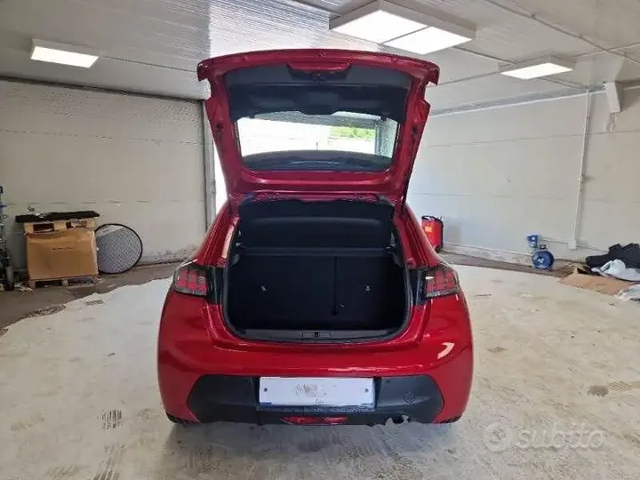 Peugeot 208 2022 photo 4