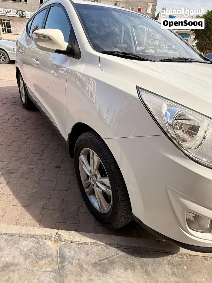 Hyundai Tucson 2012 photo 4