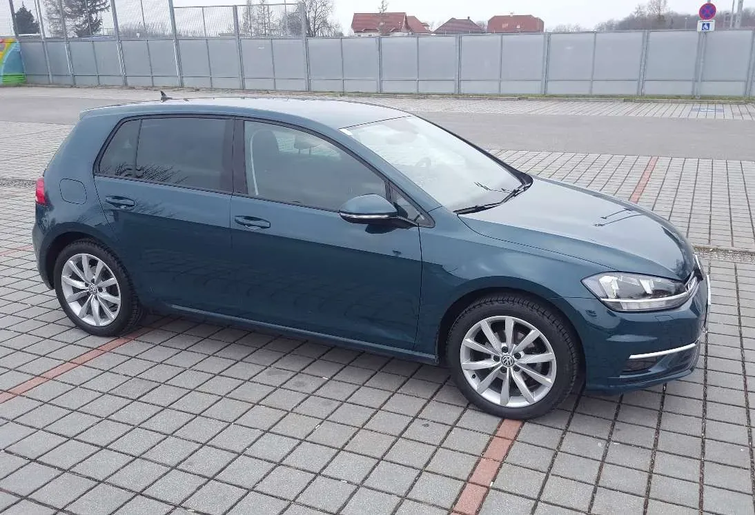 Volkswagen Golf 2017 photo 2