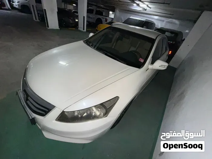 Honda Accord 2011 photo 4