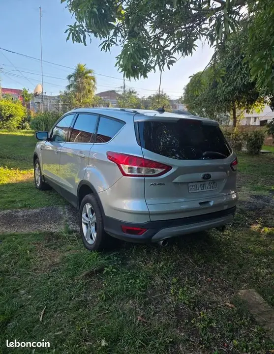 Ford Kuga 2014 photo 2