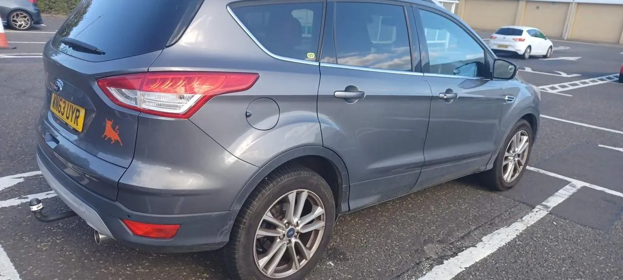 Ford Kuga 2013 photo 3