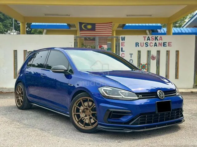 Volkswagen Golf R