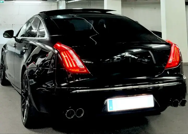 Jaguar Xj 2011 photo 3