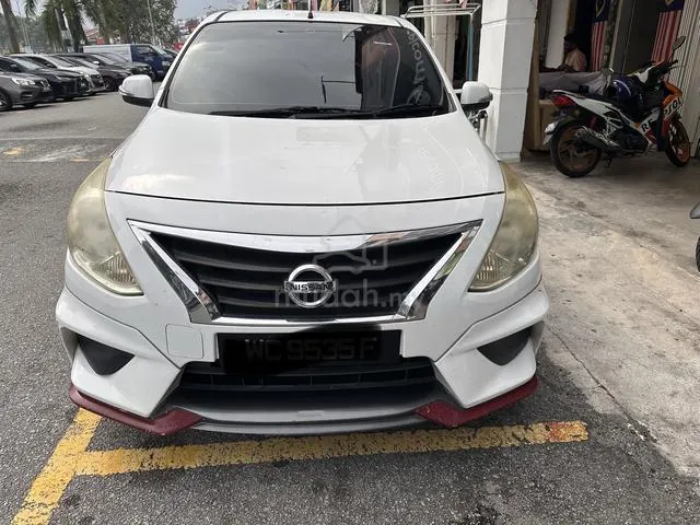 Nissan Almera