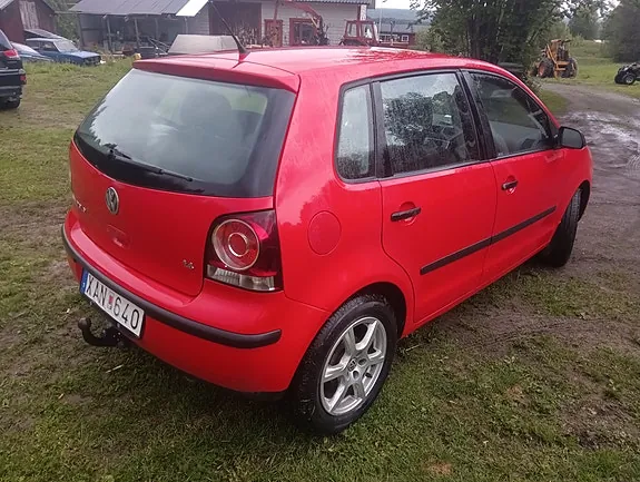Volkswagen Polo 2006 photo 3