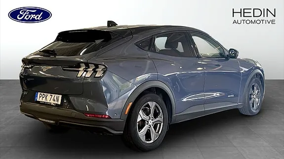 Ford Mustang Mach-E 2021 photo 2
