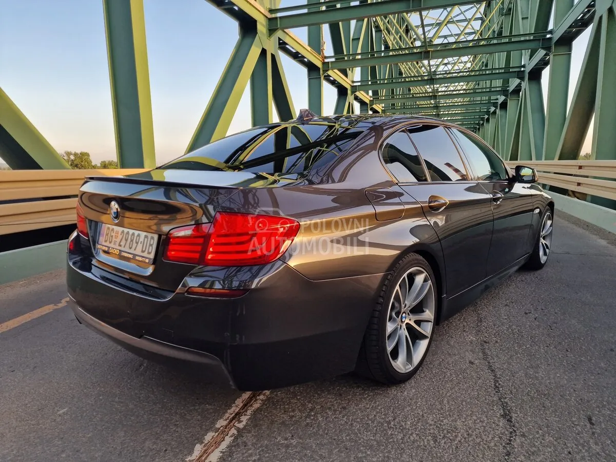 BMW 520 2011 photo 2