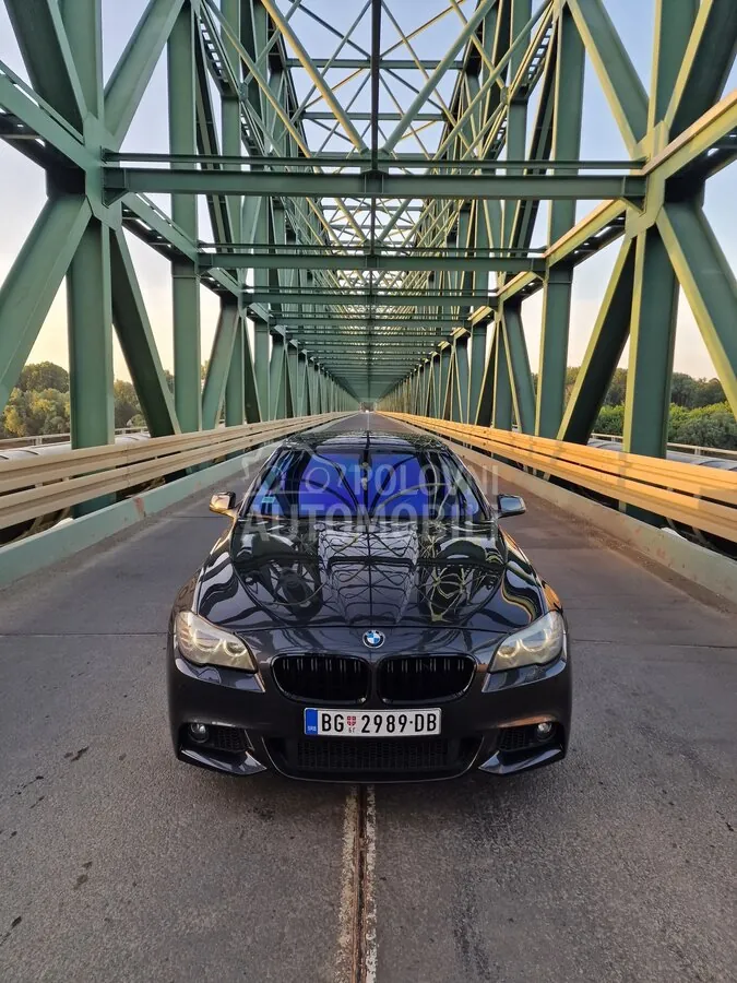 BMW 520 2011 photo 4