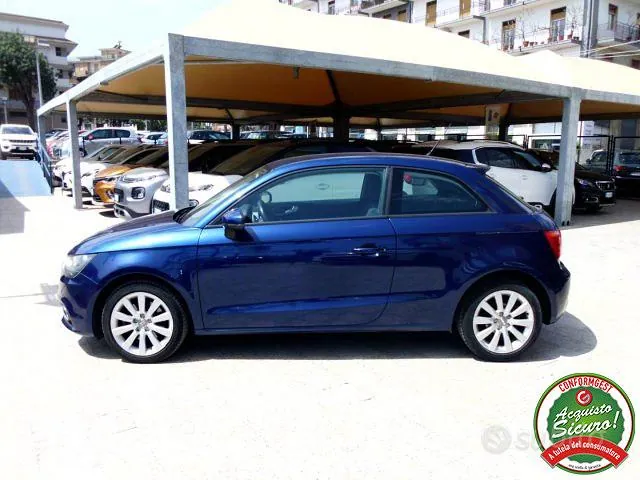 Audi A1 2010 photo 4