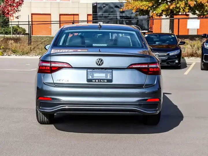 Volkswagen Jetta 2022 photo 4