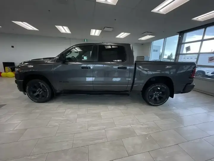 Ram 1500 2026 photo 2