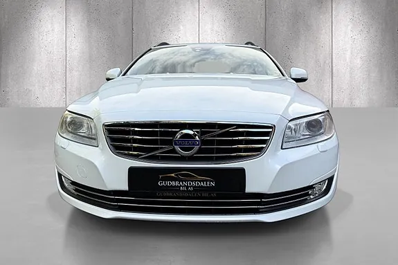 Volvo V70 2015 photo 2