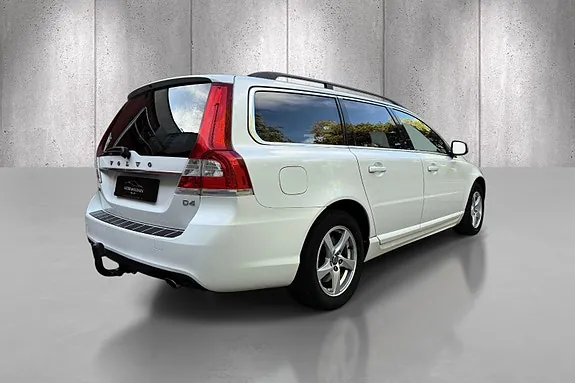 Volvo V70 2015 photo 5